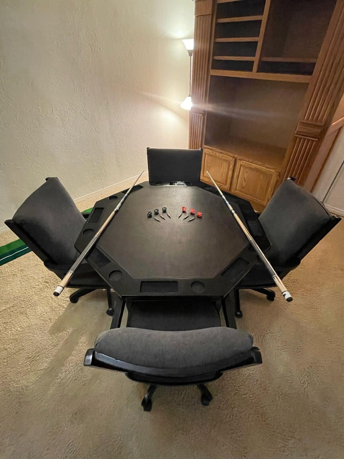 Bumper Pool/Poker Table